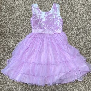 Great for Easter or spring/summer events